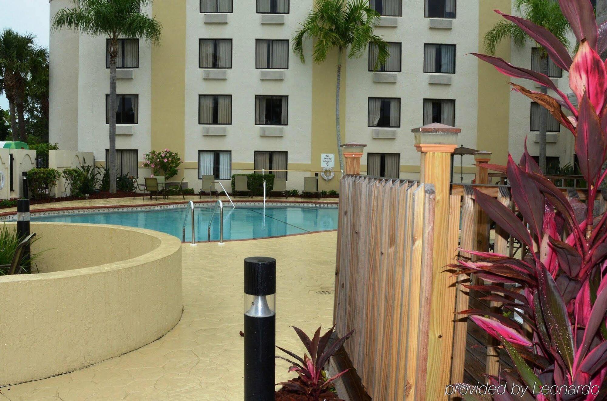 Holiday Inn - Fort Myers - Downtown Area By Ihg Exterior photo